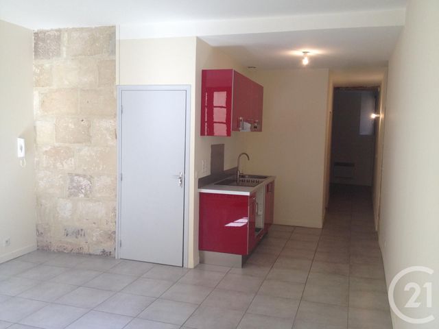 Appartement F2 à louer - 2 pièces - 42.25 m2 - SOMMIERES - 30 - LANGUEDOC-ROUSSILLON - Century 21 Jcd Immobilier